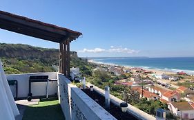 Fonte da Telha Beach Hostel